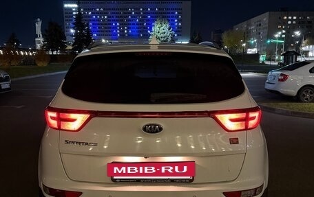 KIA Sportage IV рестайлинг, 2018 год, 2 400 000 рублей, 11 фотография