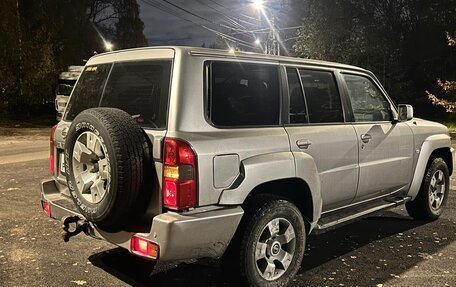 Nissan Patrol, 2005 год, 700 000 рублей, 3 фотография
