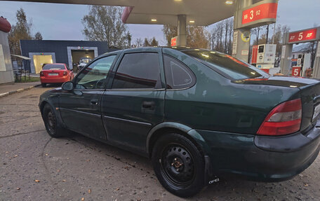 Opel Vectra B рестайлинг, 1998 год, 125 000 рублей, 3 фотография