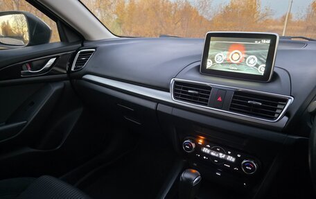 Mazda Axela, 2016 год, 1 340 000 рублей, 25 фотография