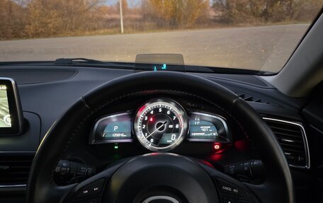 Mazda Axela, 2016 год, 1 340 000 рублей, 27 фотография