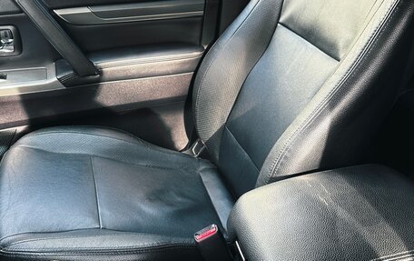 Mitsubishi Pajero IV, 2012 год, 2 450 000 рублей, 17 фотография