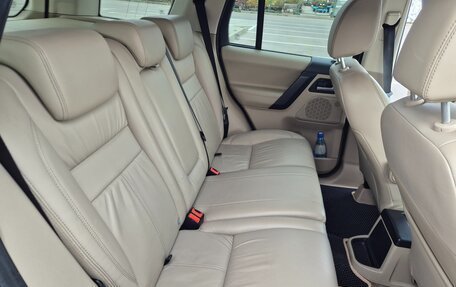 Land Rover Freelander II рестайлинг 2, 2013 год, 1 750 000 рублей, 30 фотография