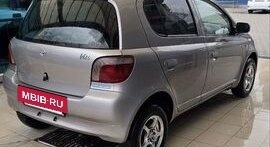 Toyota Vitz, 2001 год, 395 000 рублей, 3 фотография