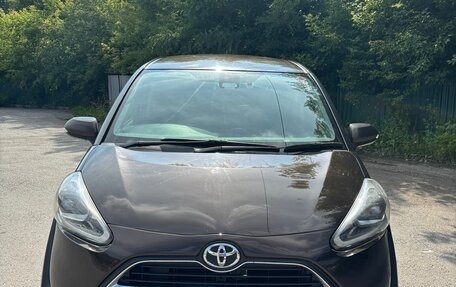 Toyota Sienta II, 2018 год, 1 430 000 рублей, 1 фотография