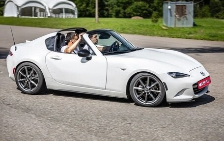 Mazda MX-5, 2022 год, 4 500 000 рублей, 1 фотография