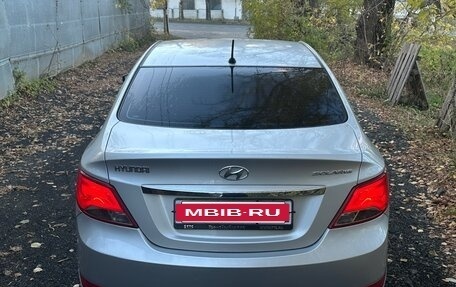 Hyundai Solaris II рестайлинг, 2014 год, 800 000 рублей, 4 фотография