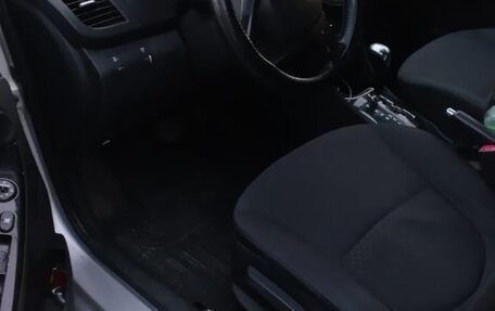 Hyundai Solaris II рестайлинг, 2012 год, 570 000 рублей, 15 фотография