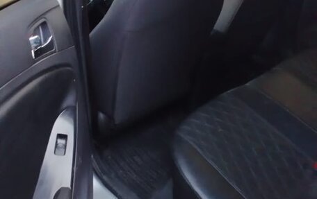 Hyundai Solaris II рестайлинг, 2012 год, 570 000 рублей, 16 фотография