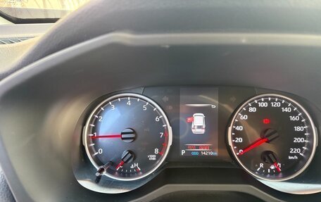 Toyota RAV4, 2021 год, 4 950 000 рублей, 2 фотография