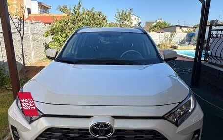 Toyota RAV4, 2021 год, 4 950 000 рублей, 7 фотография