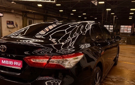 Toyota Camry, 2021 год, 3 400 000 рублей, 7 фотография
