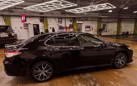 Toyota Camry, 2021 год, 3 400 000 рублей, 8 фотография