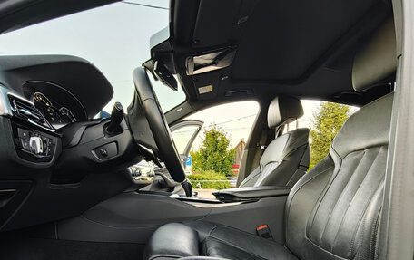 BMW 5 серия, 2019 год, 3 300 000 рублей, 14 фотография