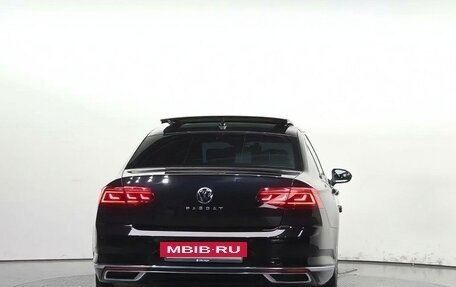 Volkswagen Passat B8 рестайлинг, 2022 год, 2 050 001 рублей, 4 фотография