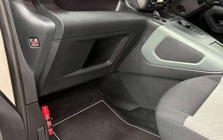 Citroen Berlingo III, 2021 год, 1 550 017 рублей, 27 фотография