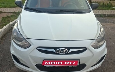 Hyundai Solaris II рестайлинг, 2013 год, 650 000 рублей, 1 фотография