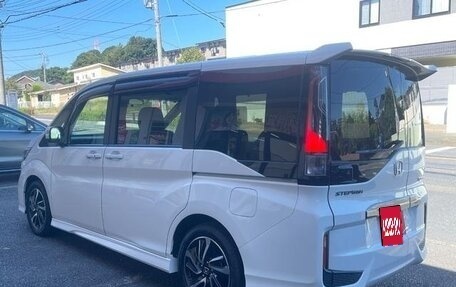Honda Stepwgn IV, 2021 год, 1 980 000 рублей, 8 фотография