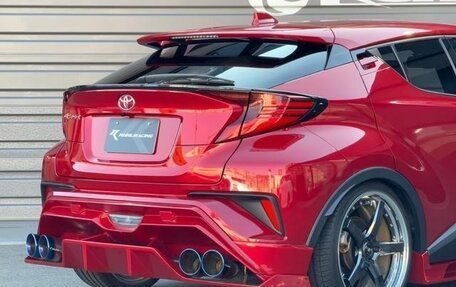 Toyota C-HR I рестайлинг, 2023 год, 1 699 017 рублей, 8 фотография