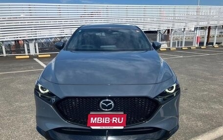 Mazda 3, 2022 год, 1 380 000 рублей, 2 фотография