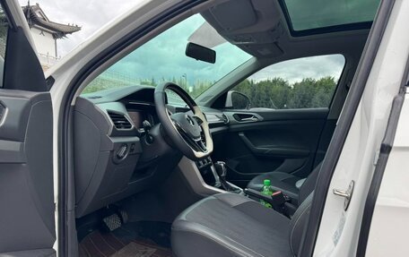 Volkswagen T-Cross I, 2022 год, 1 244 000 рублей, 7 фотография