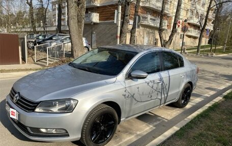 Volkswagen Passat B7, 2011 год, 1 070 000 рублей, 4 фотография