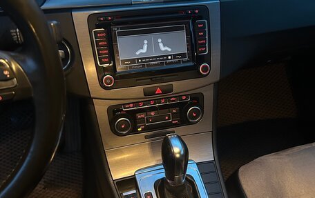 Volkswagen Passat B7, 2011 год, 1 070 000 рублей, 12 фотография