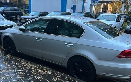 Volkswagen Passat B7, 2011 год, 1 070 000 рублей, 6 фотография