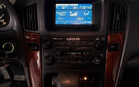 Lexus RX IV рестайлинг, 2000 год, 620 000 рублей, 17 фотография