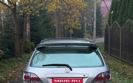 Lexus RX IV рестайлинг, 2000 год, 620 000 рублей, 8 фотография
