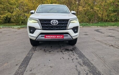 Toyota Fortuner II, 2022 год, 5 000 000 рублей, 1 фотография