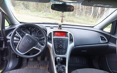 Opel Astra J, 2012 год, 690 000 рублей, 6 фотография