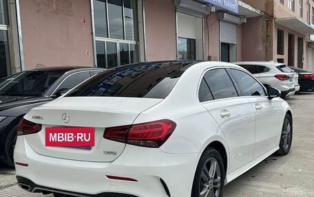 Mercedes-Benz A-Класс, 2022 год, 1 730 000 рублей, 4 фотография