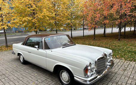 Mercedes-Benz W111, 1970 год, 5 950 000 рублей, 5 фотография
