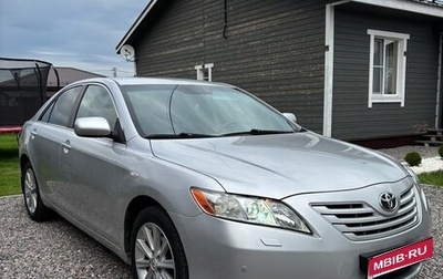 Toyota Camry, 2008 год, 990 000 рублей, 1 фотография