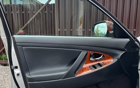 Toyota Camry, 2008 год, 990 000 рублей, 12 фотография