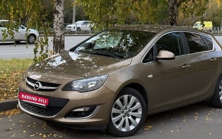 Opel Astra J, 2014 год, 1 190 000 рублей, 2 фотография