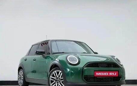 MINI Hatch, 2025 год, 3 200 000 рублей, 7 фотография