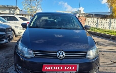 Volkswagen Polo VI (EU Market), 2014 год, 750 000 рублей, 1 фотография
