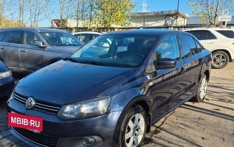 Volkswagen Polo VI (EU Market), 2014 год, 750 000 рублей, 2 фотография