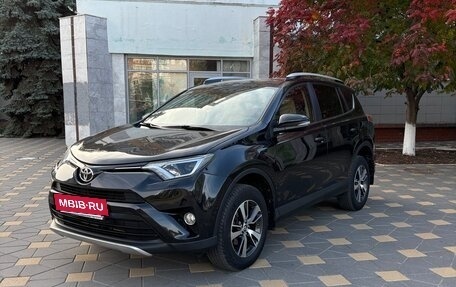Toyota RAV4, 2016 год, 2 690 000 рублей, 3 фотография