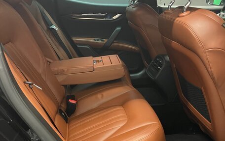 Maserati Ghibli, 2014 год, 2 990 000 рублей, 10 фотография