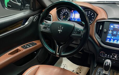 Maserati Ghibli, 2014 год, 2 990 000 рублей, 13 фотография