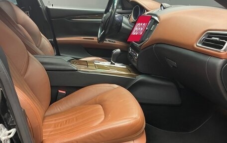 Maserati Ghibli, 2014 год, 2 990 000 рублей, 9 фотография