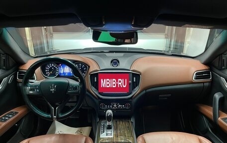 Maserati Ghibli, 2014 год, 2 990 000 рублей, 12 фотография
