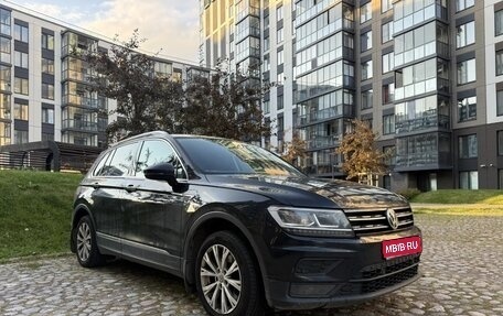 Volkswagen Tiguan II, 2018 год, 2 200 000 рублей, 1 фотография