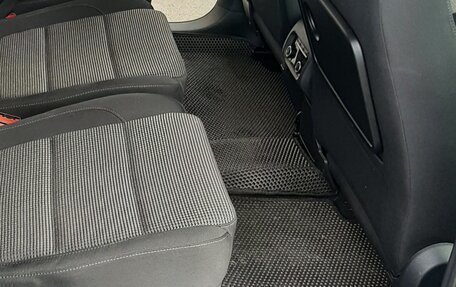 Volkswagen Sharan II, 2013 год, 1 280 000 рублей, 21 фотография