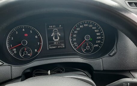 Volkswagen Sharan II, 2013 год, 1 280 000 рублей, 24 фотография