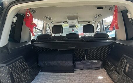 Volkswagen Sharan II, 2013 год, 1 280 000 рублей, 18 фотография