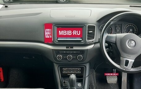 Volkswagen Sharan II, 2013 год, 1 280 000 рублей, 22 фотография